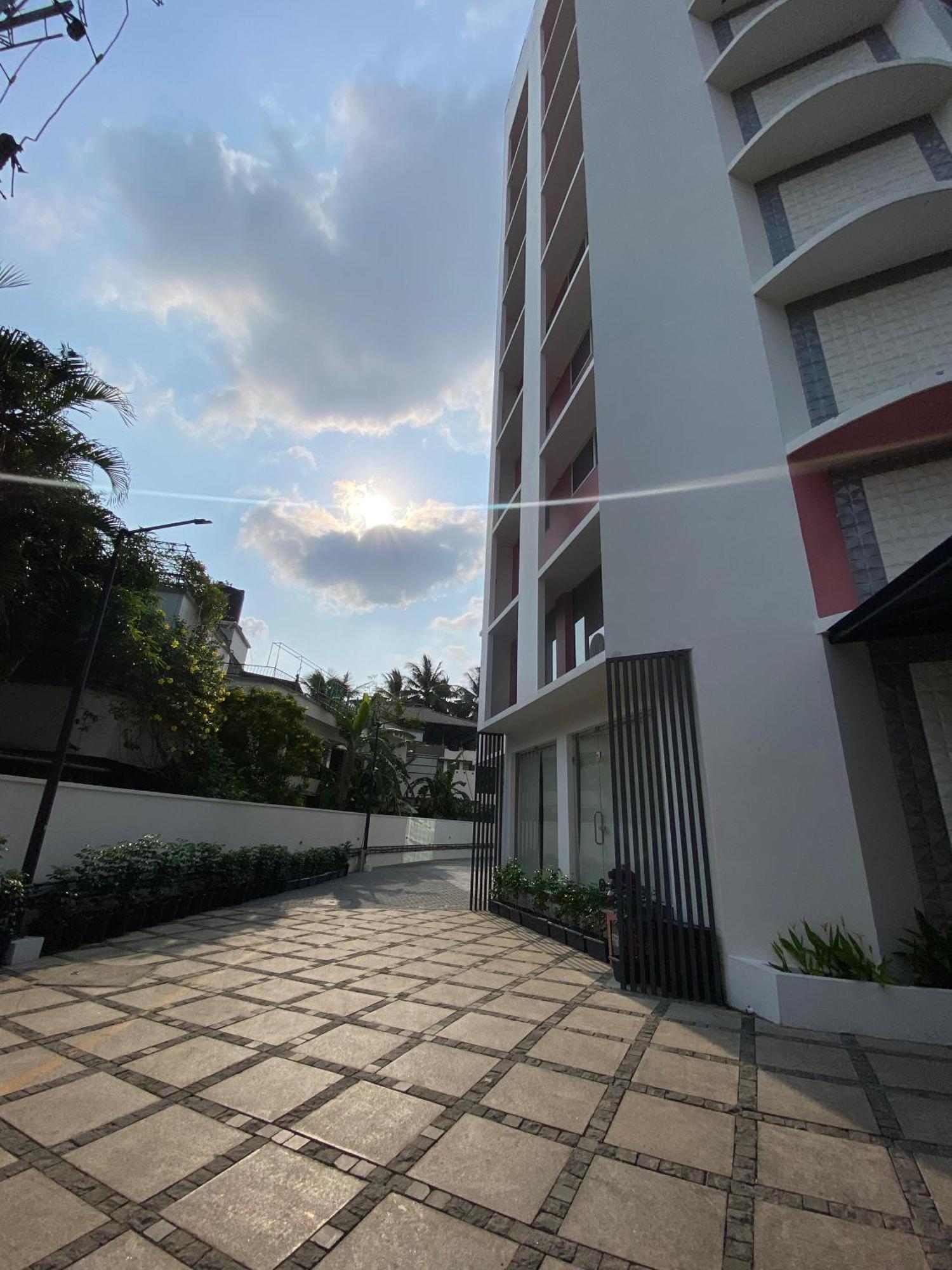 The Habitat Suites Guruvāyūr Kültér fotó