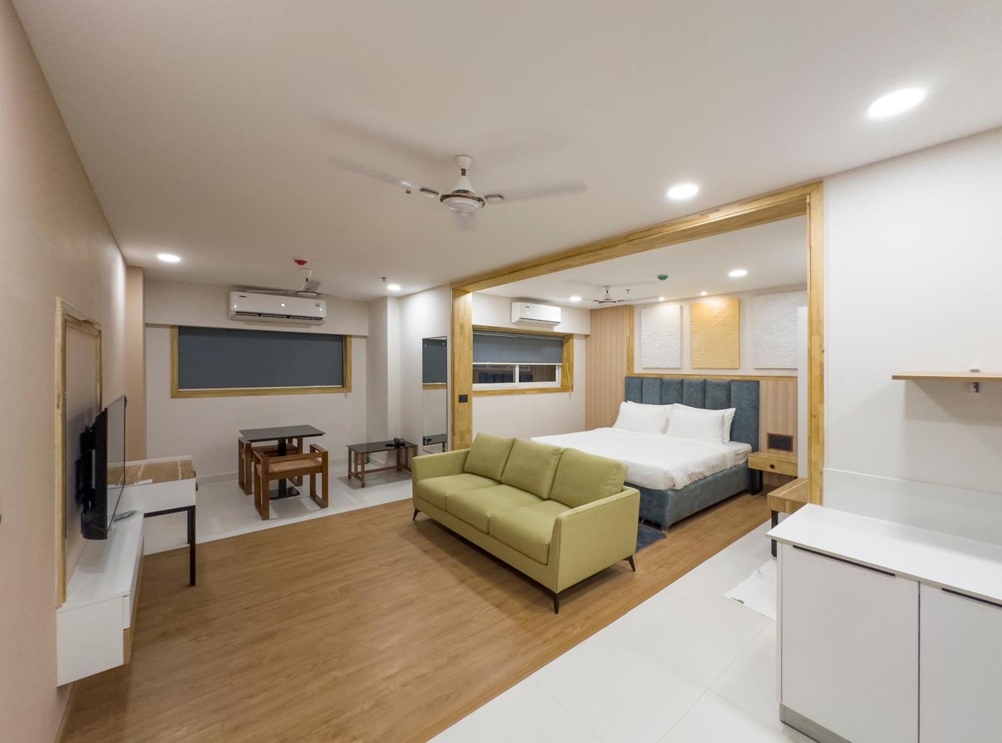 The Habitat Suites Guruvāyūr Kültér fotó