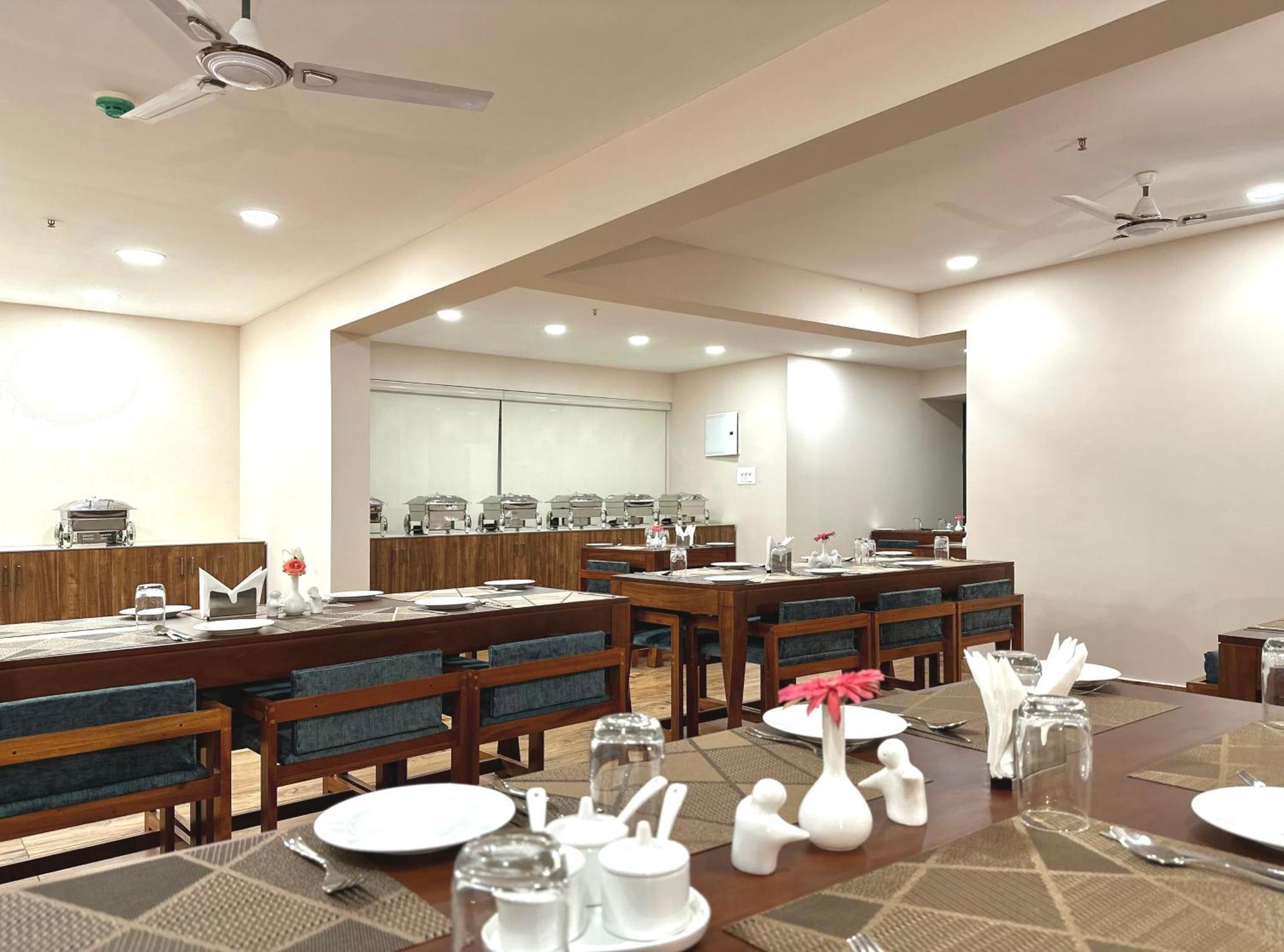 The Habitat Suites Guruvāyūr Kültér fotó