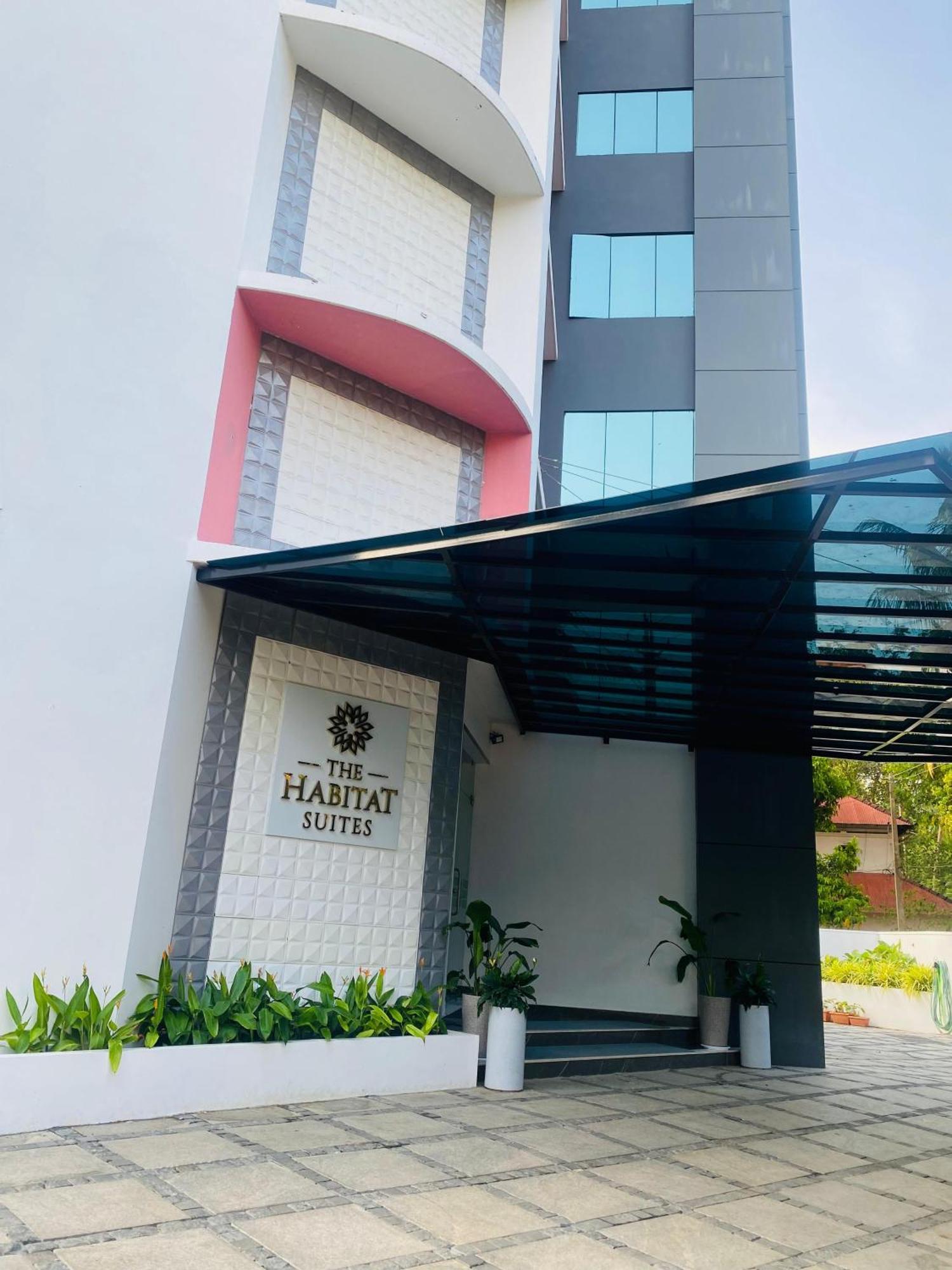 The Habitat Suites Guruvāyūr Kültér fotó