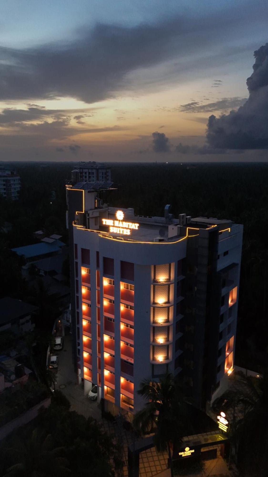 The Habitat Suites Guruvāyūr Kültér fotó